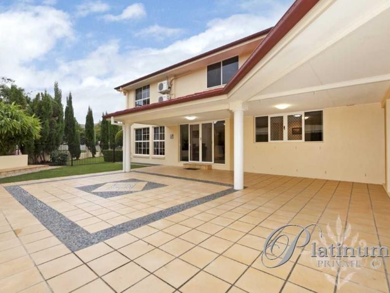 56 Sunset Place, Carindale QLD 4152