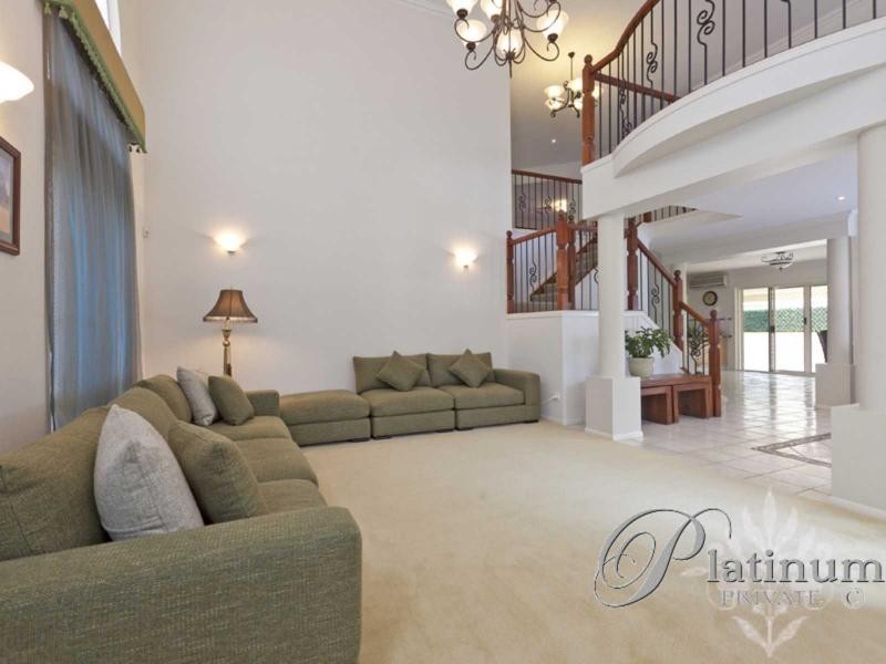 56 Sunset Place, Carindale QLD 4152