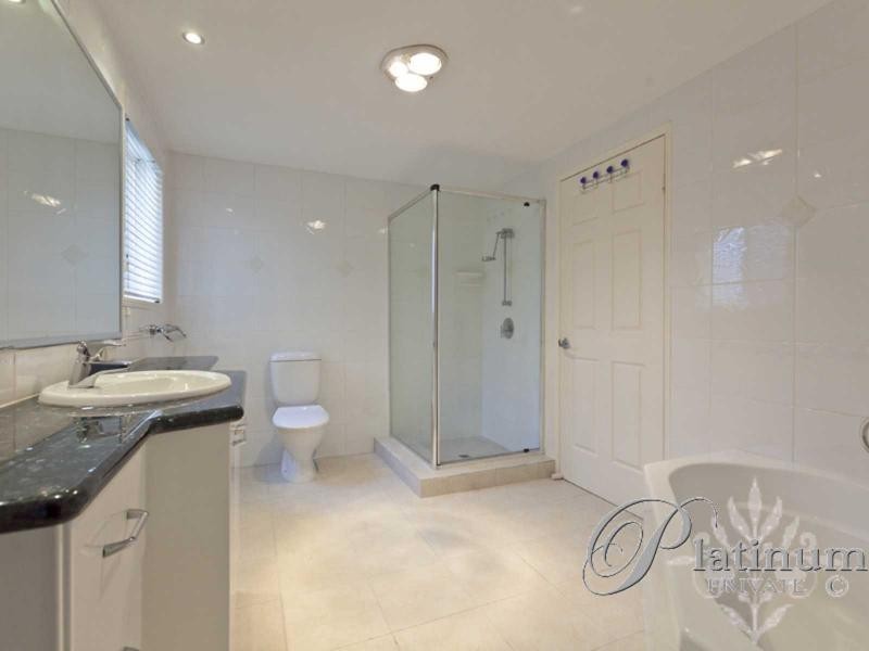 56 Sunset Place, Carindale QLD 4152