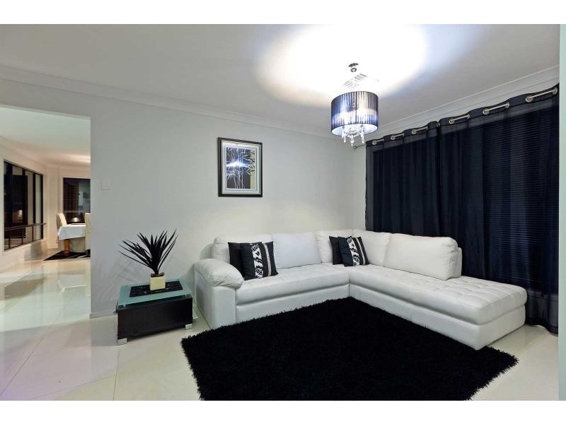 17 Paperbark Place, Wakerley QLD 4154