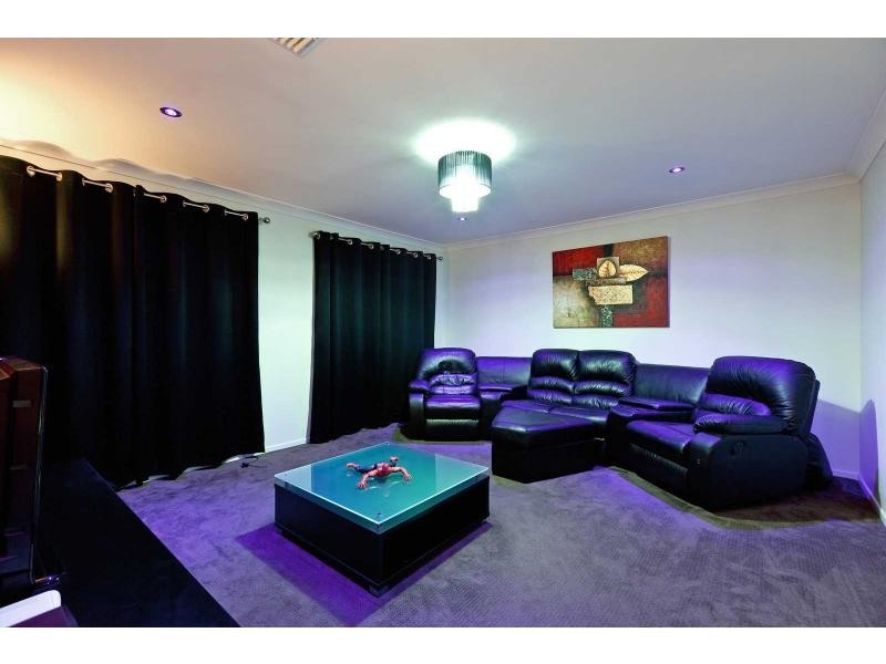 17 Paperbark Place, Wakerley QLD 4154