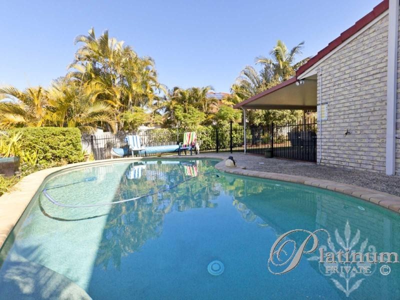 3 Briggs Court, Carindale QLD 4152