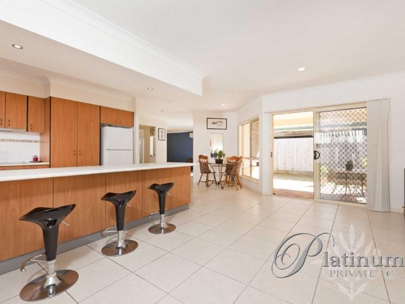 17 Maud Street, Birkdale QLD 4159