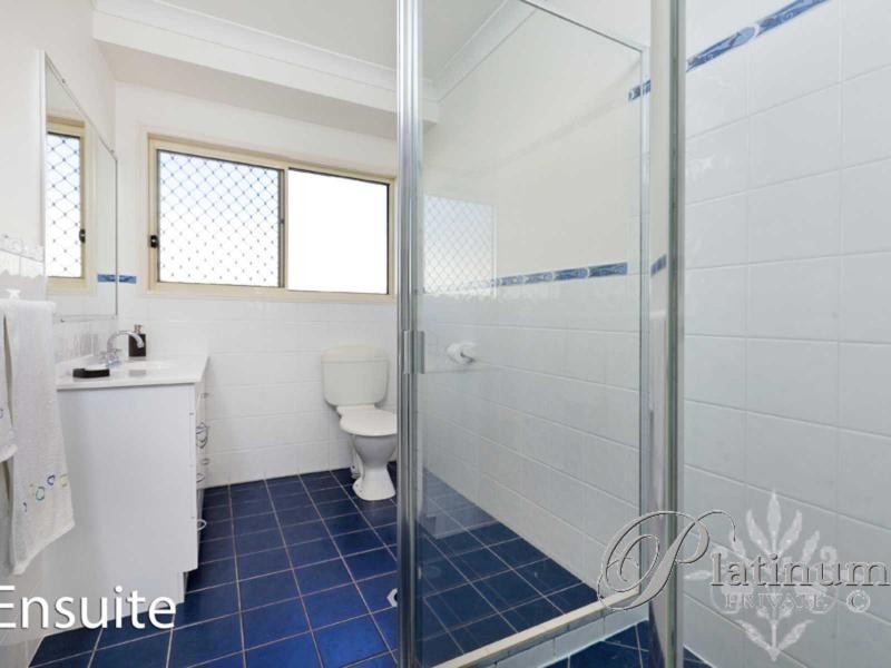 17 Maud Street, Birkdale QLD 4159