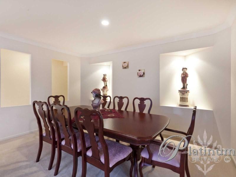 60 Gainsborough Avenue, Mackenzie QLD 4156
