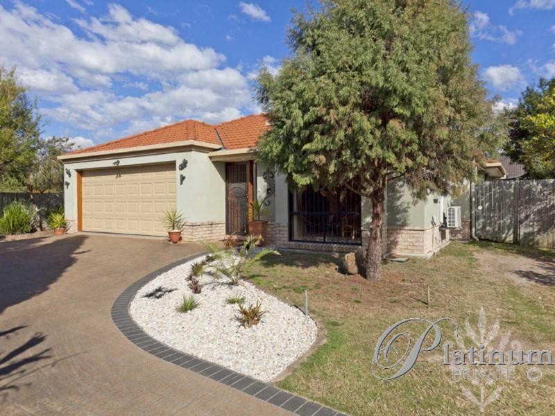 9 Ross Place, Wakerley QLD 4154