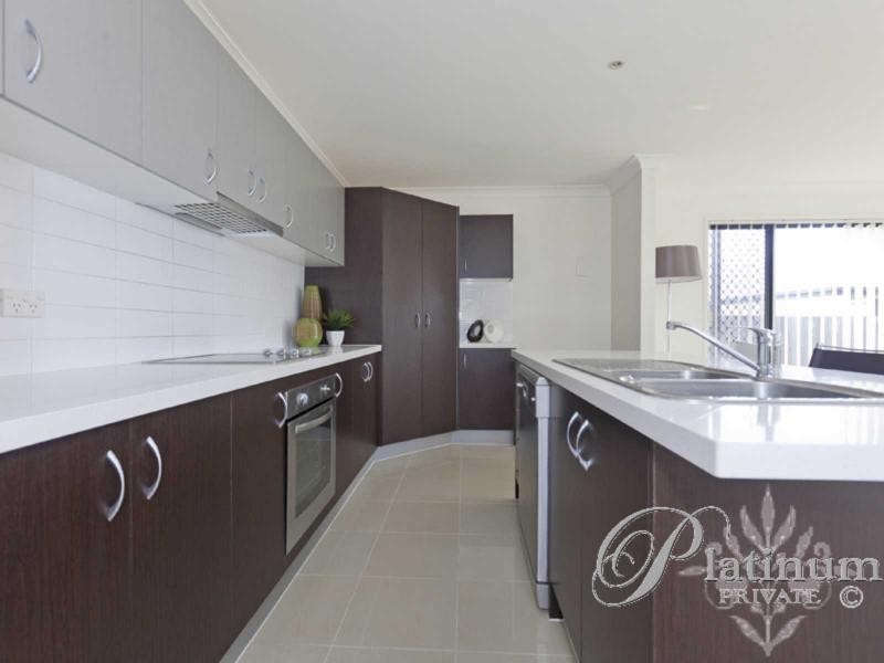 14 Whatmore Place, Manly West QLD 4179