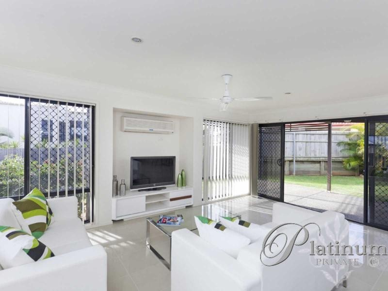 14 Whatmore Place, Manly West QLD 4179