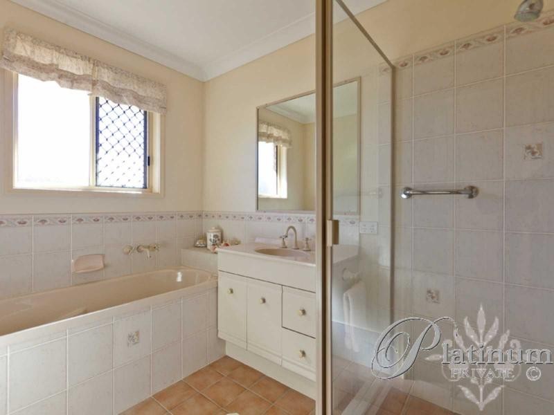 98 Delaney Circuit, Carindale QLD 4152