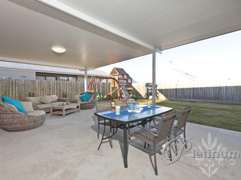 52 Mossvale Drive, Wakerley QLD 4154