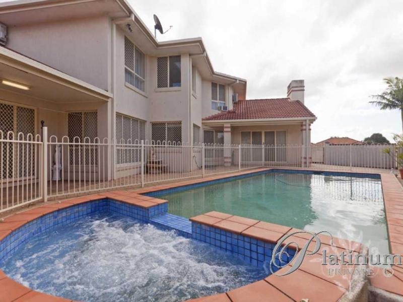 97 Delaney Circuit, Carindale QLD 4152