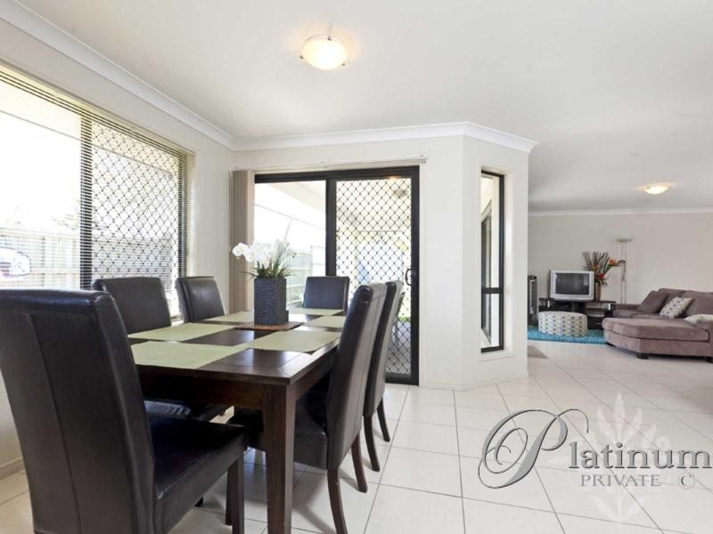 2 Rymera Crescent, Gumdale QLD 4154
