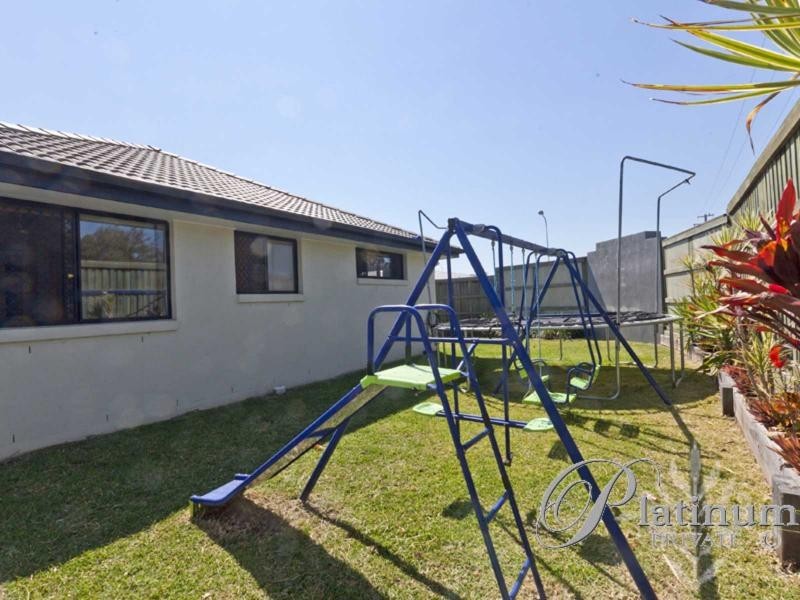 2 Rymera Crescent, Gumdale QLD 4154