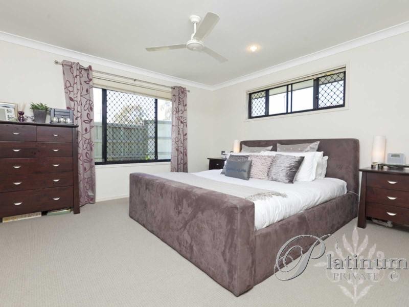 2 Rymera Crescent, Gumdale QLD 4154