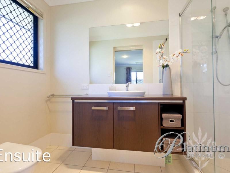 2 Rymera Crescent, Gumdale QLD 4154
