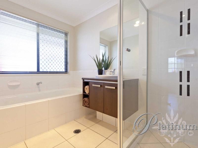 2 Rymera Crescent, Gumdale QLD 4154