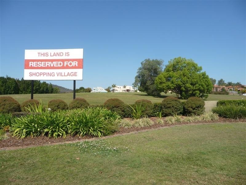12 Nelson Place, Carindale QLD 4152