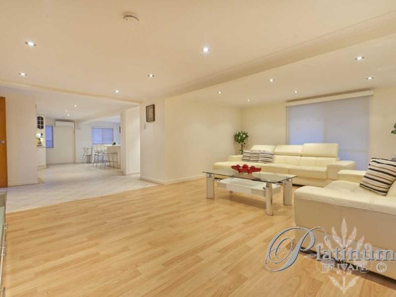 3 Canter Street, Mansfield QLD 4122