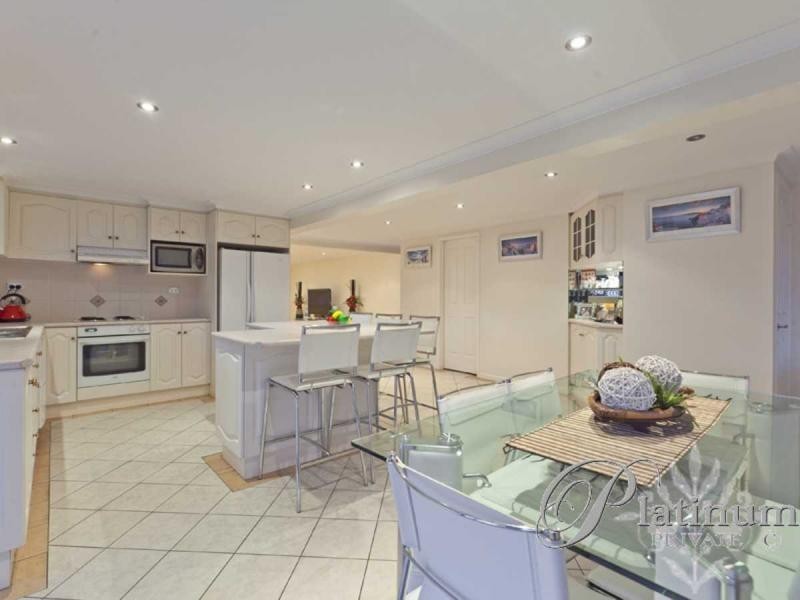 3 Canter Street, Mansfield QLD 4122