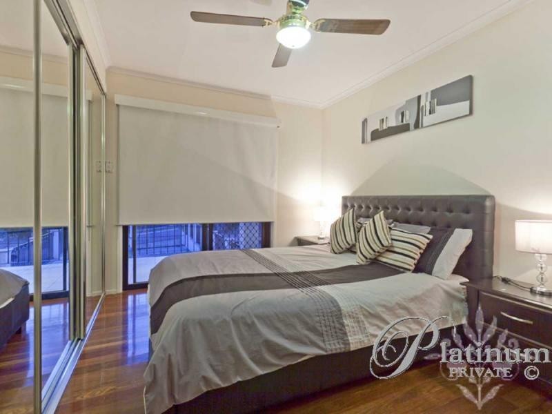 3 Canter Street, Mansfield QLD 4122