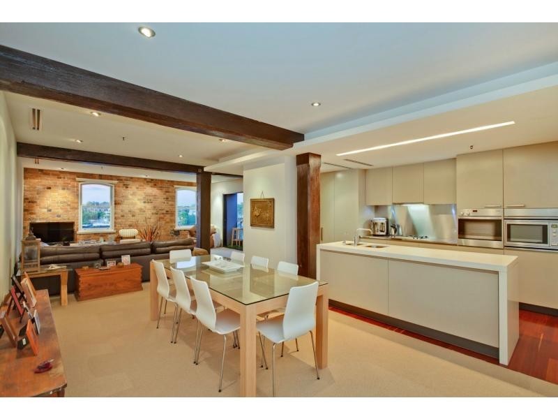 2333/32 Refinery Parade, New Farm QLD 4005