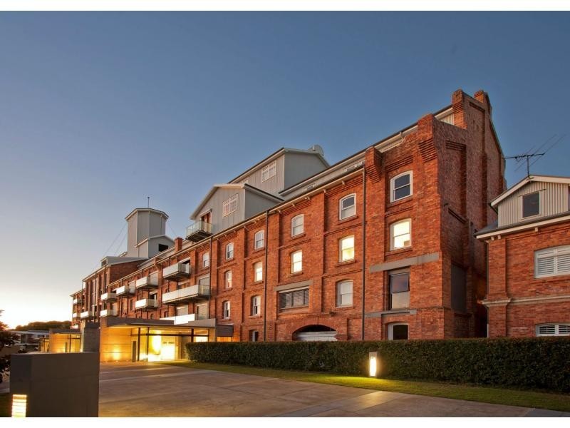 2333/32 Refinery Parade, New Farm QLD 4005