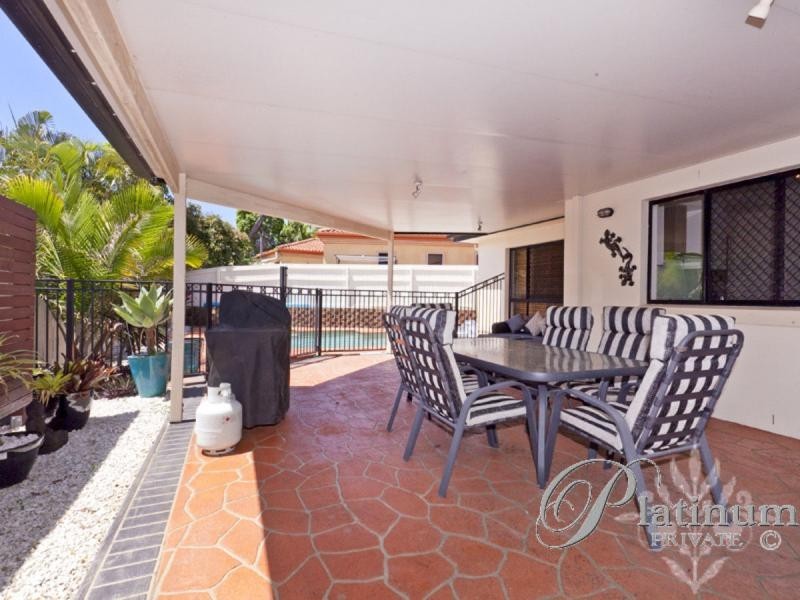 6 Kensington Close, Carindale QLD 4152