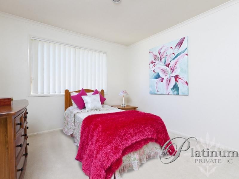 27 Coventry Circuit, Carindale QLD 4152