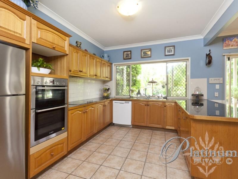 33 Van Gogh Place, Mackenzie QLD 4156