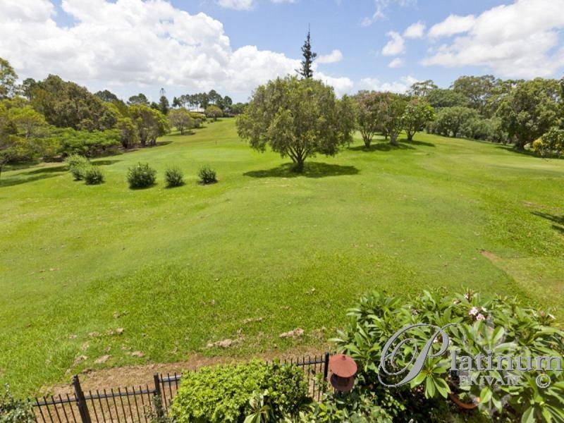 52 Flame Tree Crescent, Carindale QLD 4152