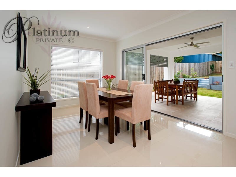 98 Perkins Street, Upper Mount Gravatt QLD 4122