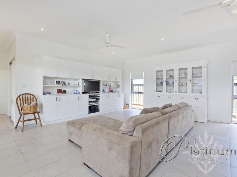20 Franklin Street, Wakerley QLD 4154