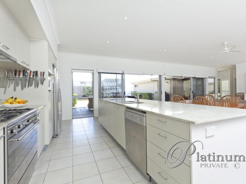 20 Franklin Street, Wakerley QLD 4154