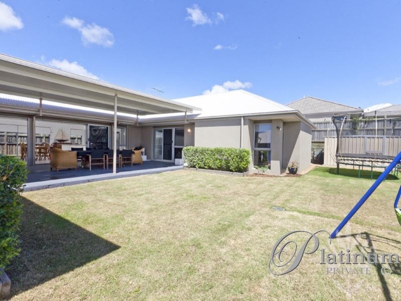 20 Franklin Street, Wakerley QLD 4154