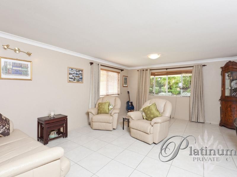 130 Cribb Road, Carindale QLD 4152