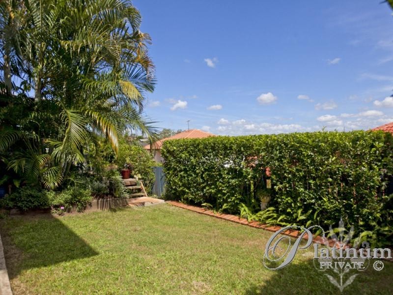 130 Cribb Road, Carindale QLD 4152