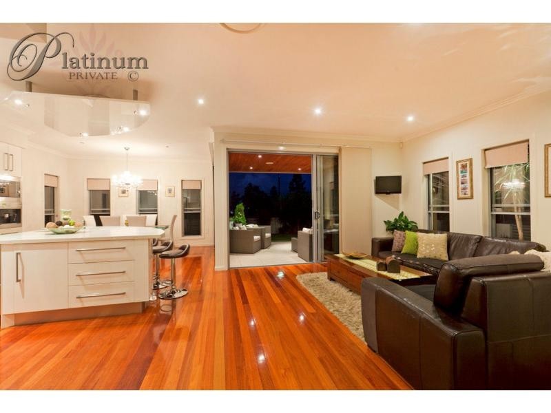 1 Fels Close, Eight Mile Plains QLD 4113