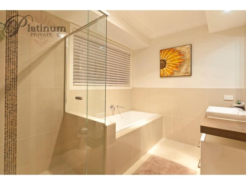 1 Fels Close, Eight Mile Plains QLD 4113