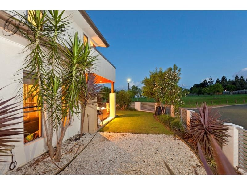 1 Fels Close, Eight Mile Plains QLD 4113