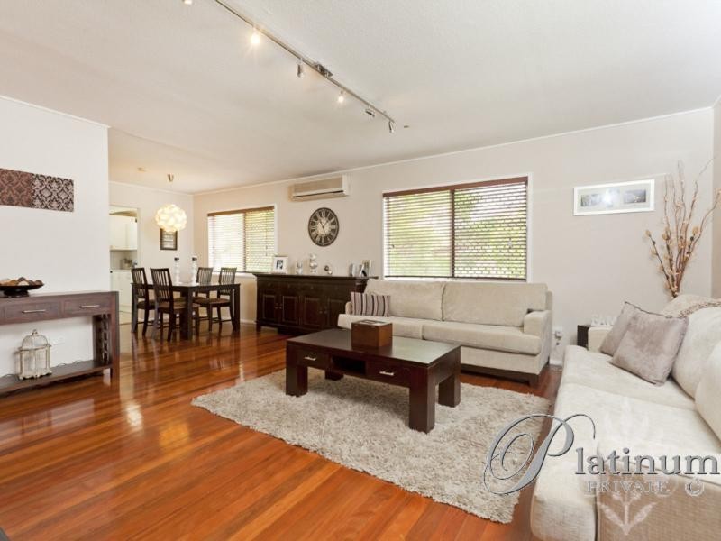 17 Condong Street, Mansfield QLD 4122