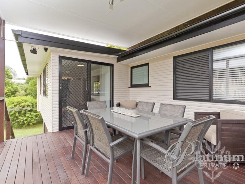 17 Condong Street, Mansfield QLD 4122