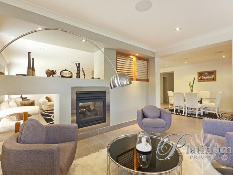 20 Habitat Drive, Wakerley QLD 4154