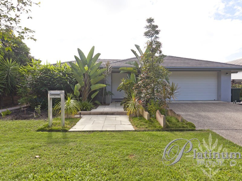 20 Torrens Crescent, Wakerley QLD 4154