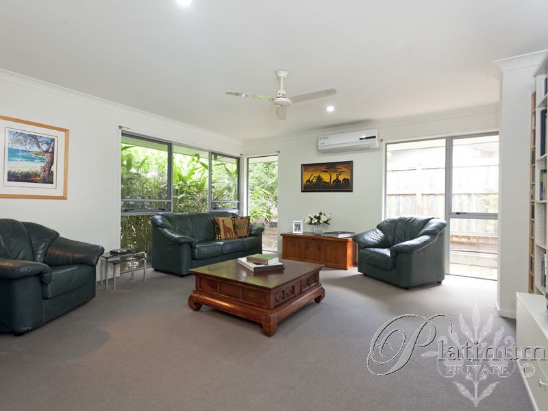 20 Torrens Crescent, Wakerley QLD 4154