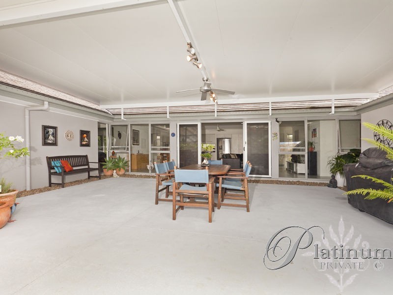 20 Torrens Crescent, Wakerley QLD 4154