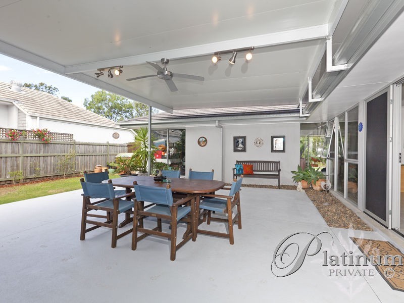 20 Torrens Crescent, Wakerley QLD 4154