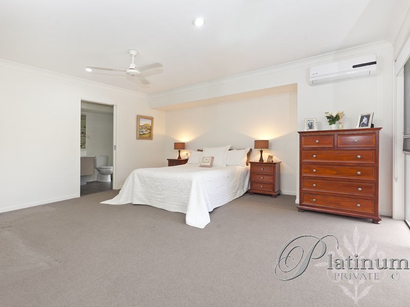 20 Torrens Crescent, Wakerley QLD 4154