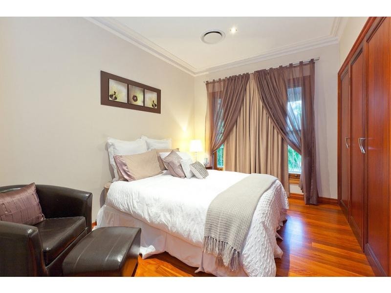1 Selangor Place, Carina QLD 4152
