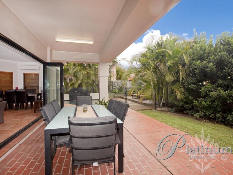 110 Cribb Road, Carindale QLD 4152