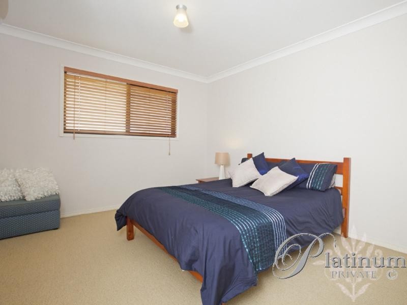 110 Cribb Road, Carindale QLD 4152